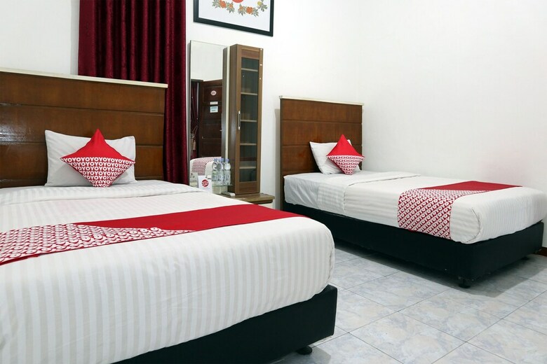 Hostal Oyo 956 Penginapan Eby