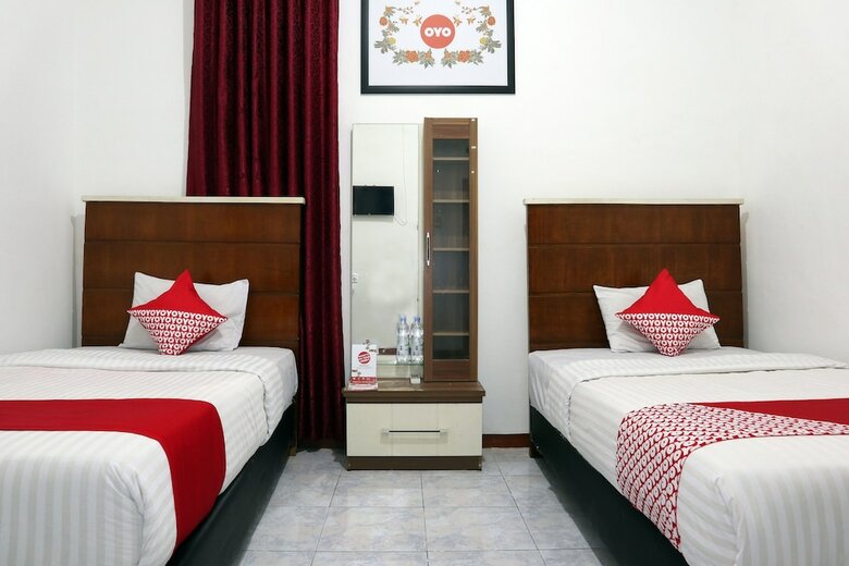 Hostal Oyo 956 Penginapan Eby