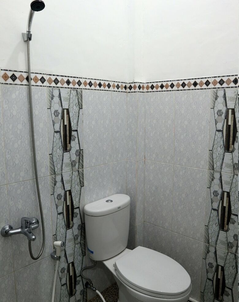 Hostal Oyo 956 Penginapan Eby