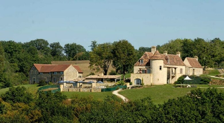 Hotel Manoir de Costeperier - Maison D'h�tes