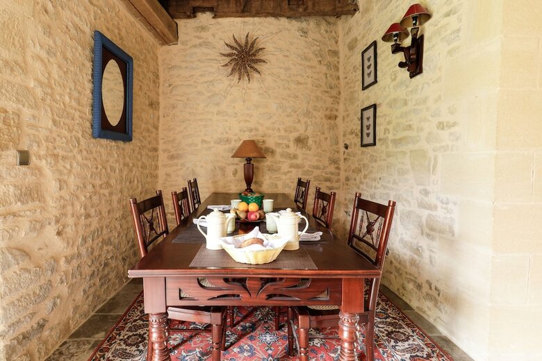 Hotel Manoir de Costeperier - Maison D'h�tes