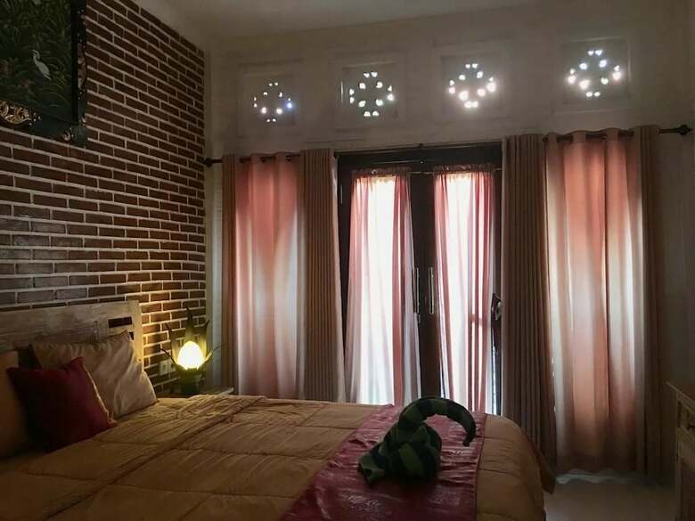 Hotel Mikuk Homestay