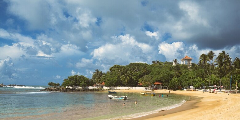 Hotel Wave Beach Resort