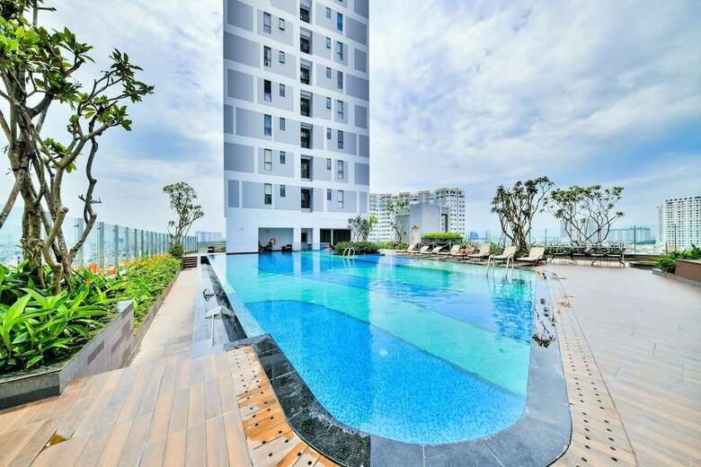 Saigon Central Apart - Infinity Pool&gym