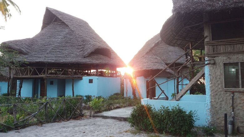 Hotel Mafia Beach Resort