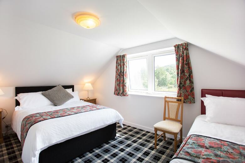 Juniper Hill, Highland