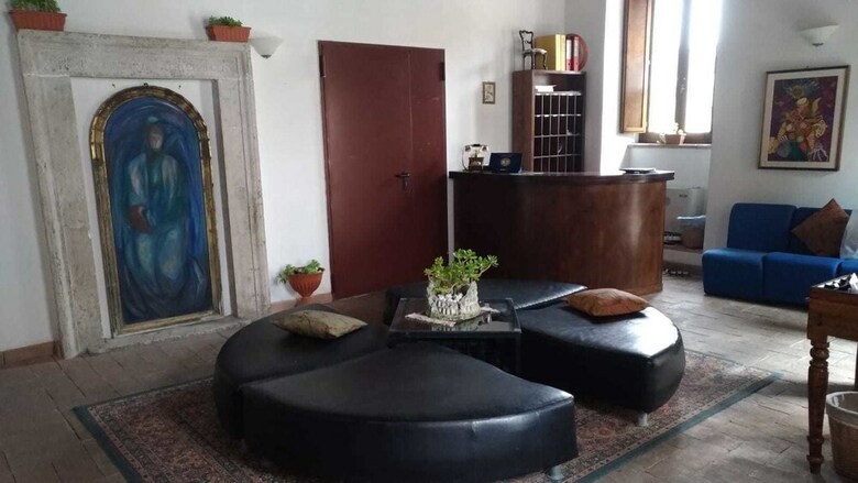 Hostal Ostello Palazzo Giustiniani