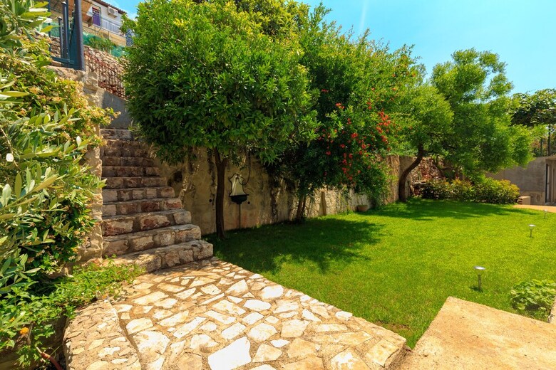 Apartamentos Hedera Estate, Hedera A16