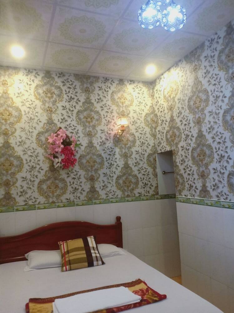 Hotel Nha Nghi Viet Sang
