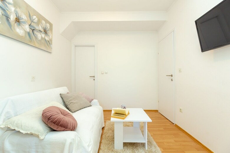 Summer Chill Apartment
