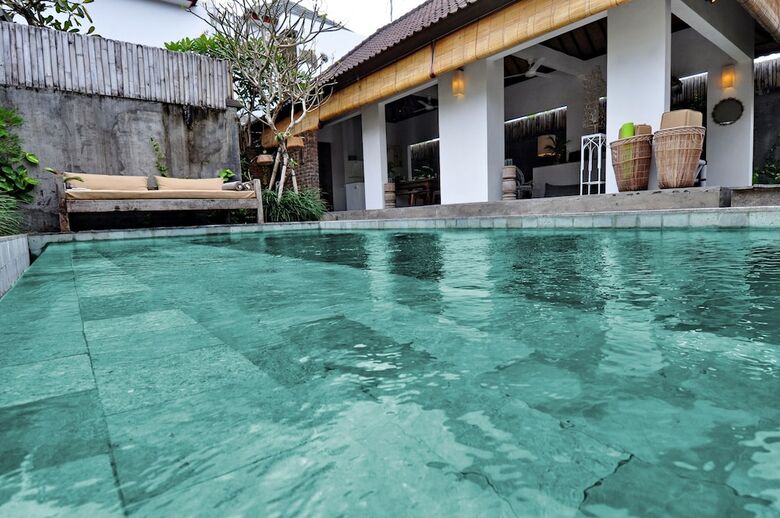 Authentic Villa N.5 In Seminyak