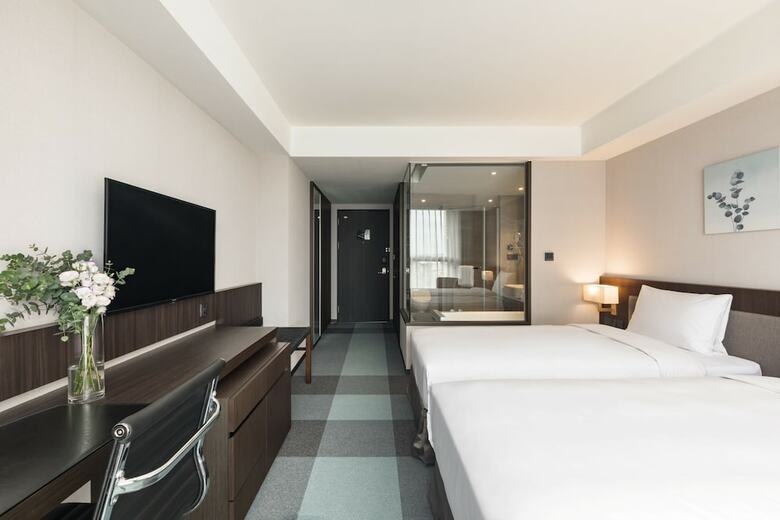 Lakeshore Hotel Tainan