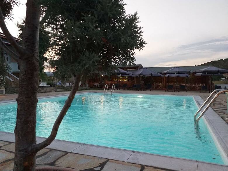 Aparthotel Caretta Resort
