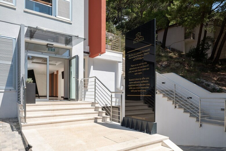 Noemia Apartments