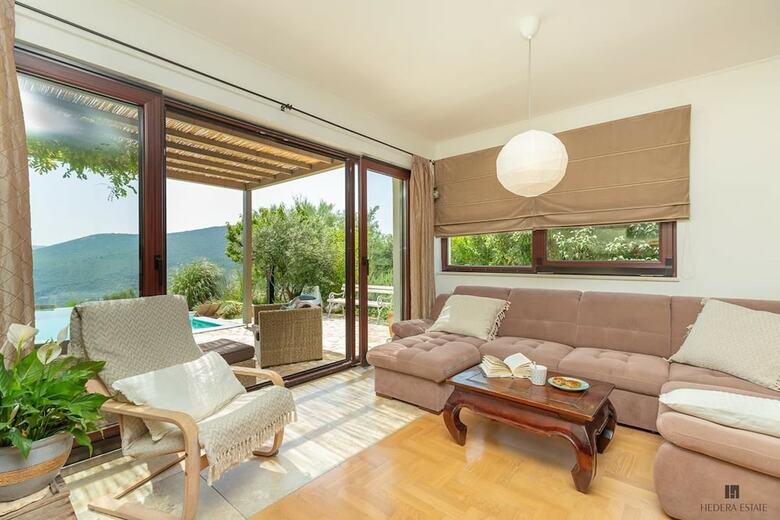 Villa Hedera Estate, House Hedera