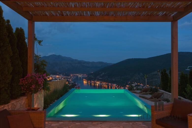 Villa Hedera Estate, House Hedera