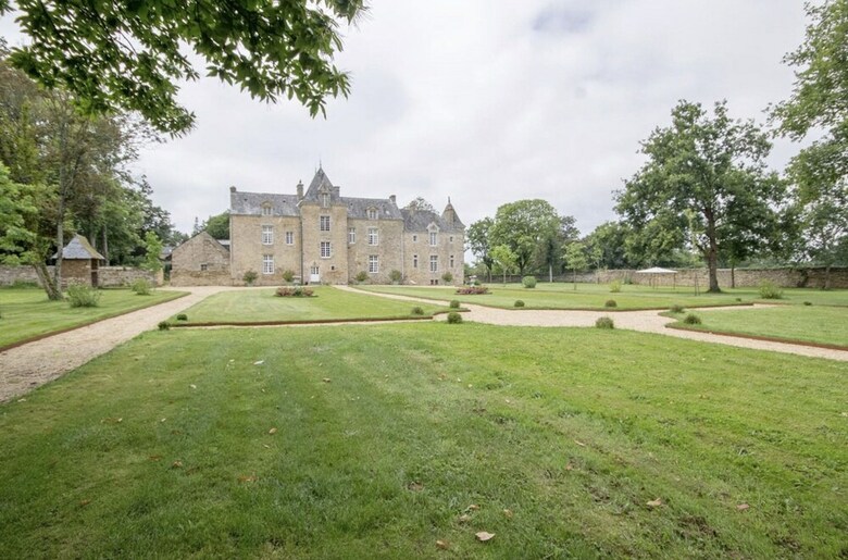 Bed & Breakfast Chateau de Cadouzan
