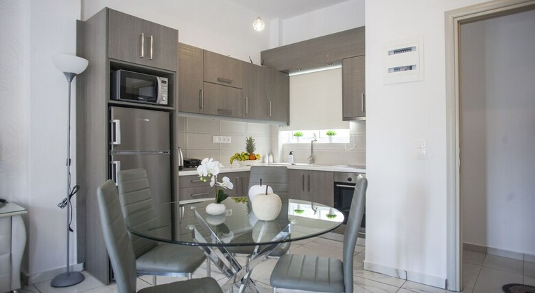 Diogenis Luxury Apartment Sea View