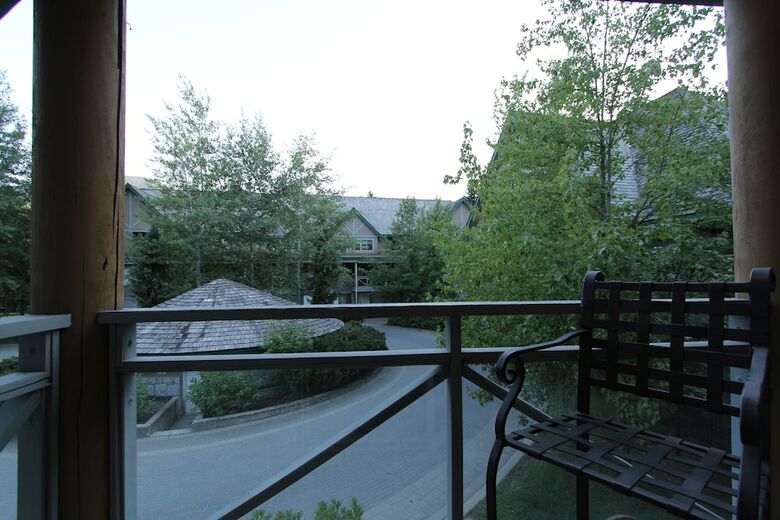 Valhalla Condos By Whistler Retreats