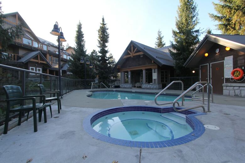 Glacier's Reach By Whistler Retreats