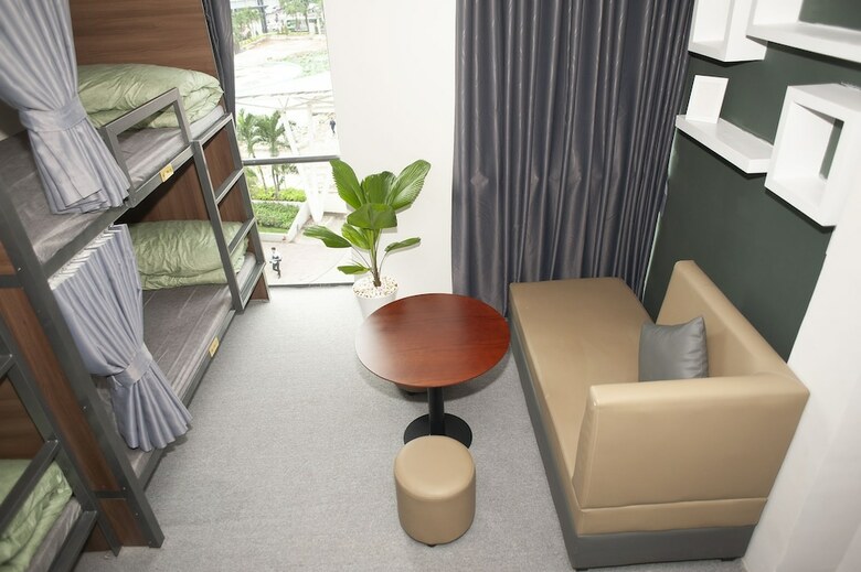 Hostal Dorm Link & Club