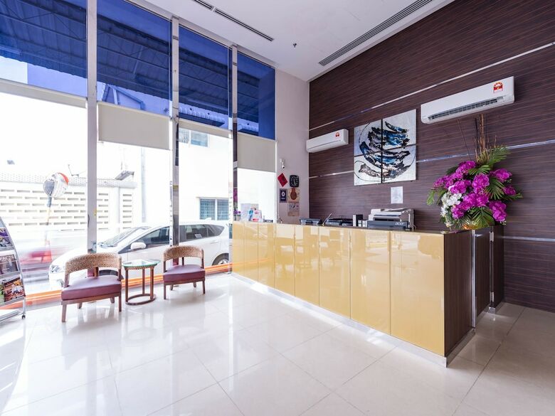 Oyo 89421 Pp Island Hotel