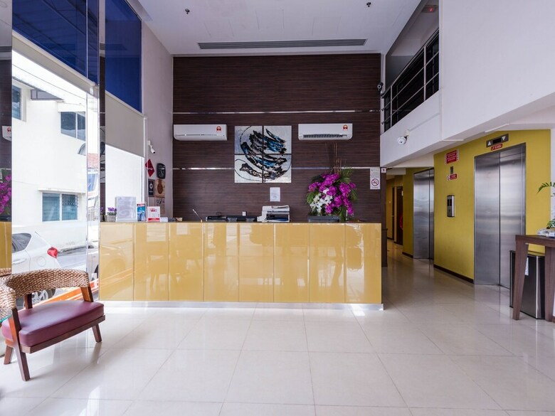 Oyo 89421 Pp Island Hotel