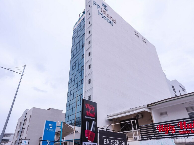 Oyo 89421 Pp Island Hotel