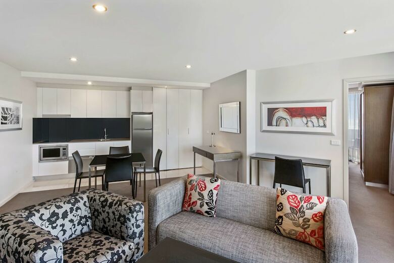 Hotel Adina Serviced Apartments Canberra Dickson