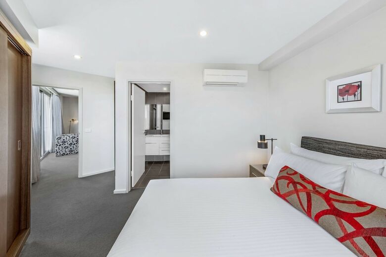Hotel Adina Serviced Apartments Canberra Dickson