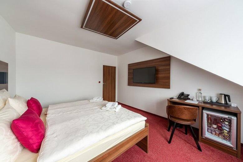 Bohemia Inn Hotel