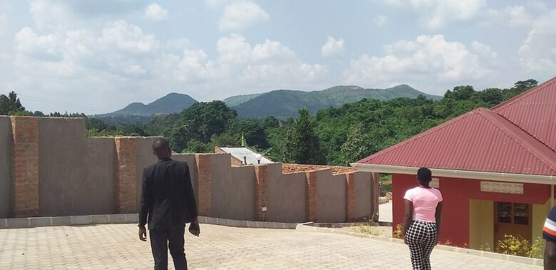 Hoima Breeze Hotel