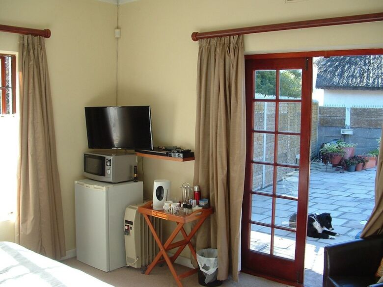Bed & Breakfast Abide With Us