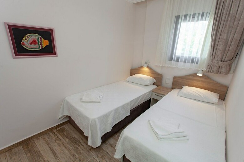 Diplomat Hotel