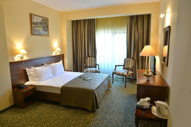 Central Hotel