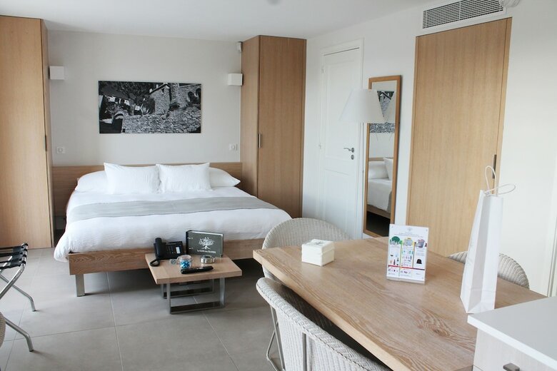 Le Clos Des Oliviers