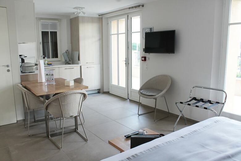 Le Clos Des Oliviers
