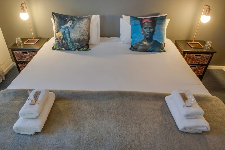 Hostal Once In Cape Town