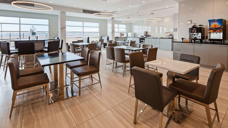 Hotel Executive Residency By Best Western Calgary City View North