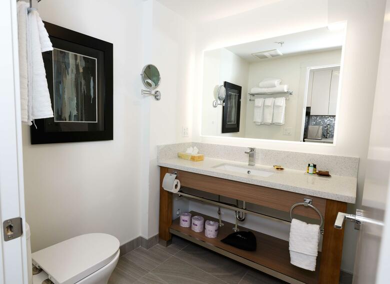 Hotel Executive Residency By Best Western Calgary City View North