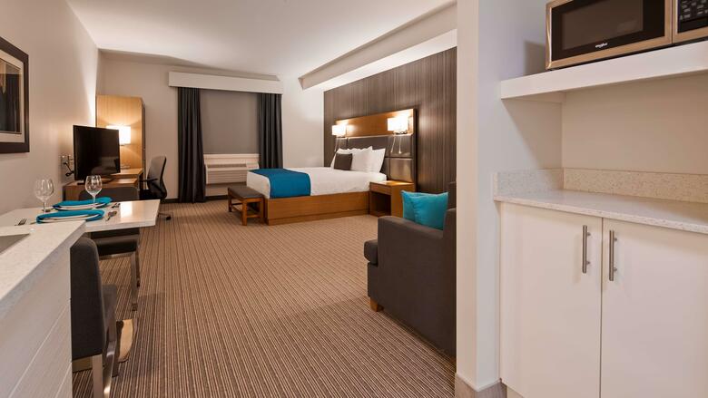 Hotel Executive Residency By Best Western Calgary City View North
