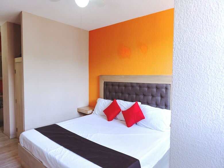 Oyo Hotel Italia