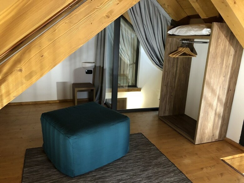 Hotel Nicomat Rooms