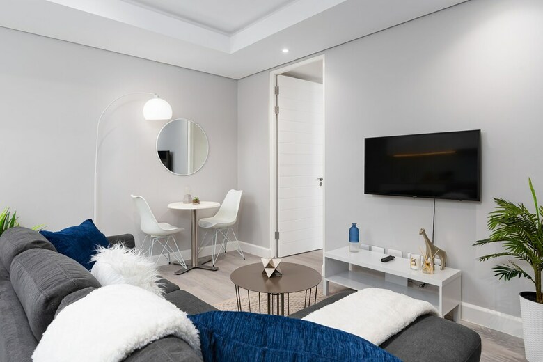 Apartamentos 35 On Main 102