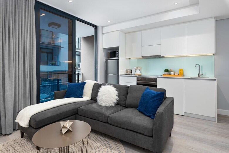 Apartamentos 35 On Main 102