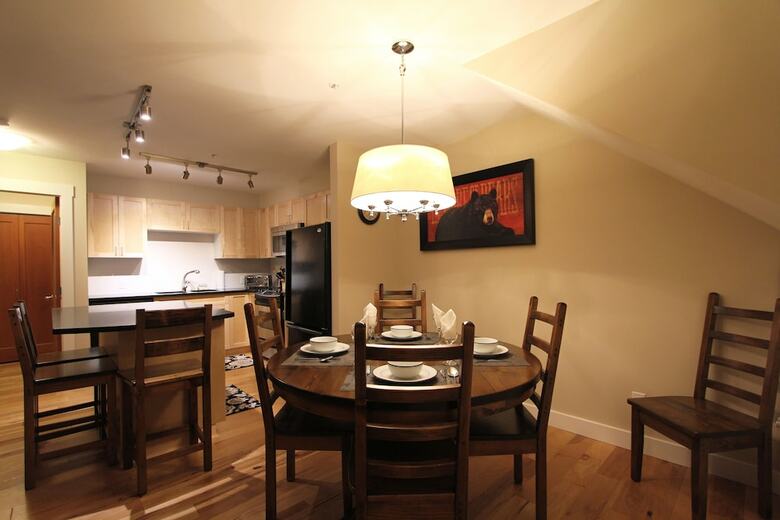 Villas Snowberry By Whistler Retreats