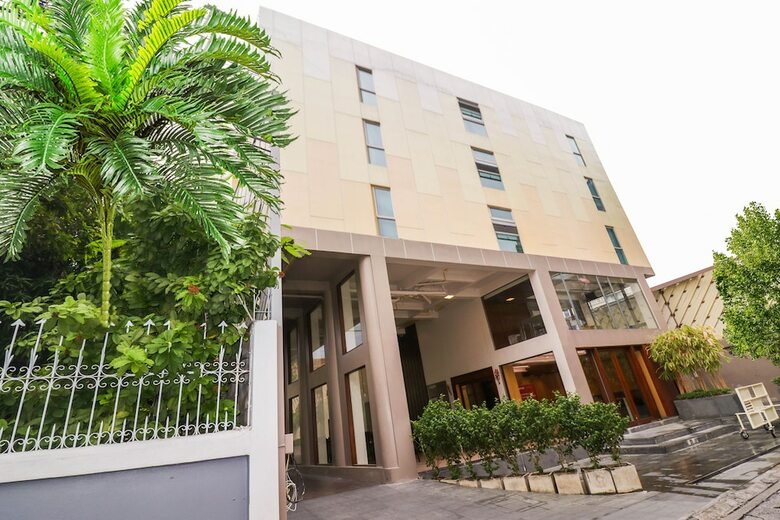 Hotel Oyo 236 A Sleep Bangkok Sathorn
