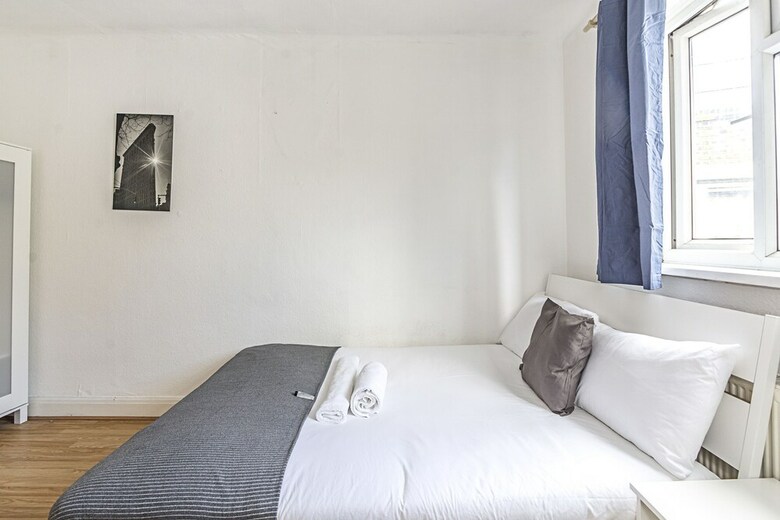 Modern City Apartment Aldgate