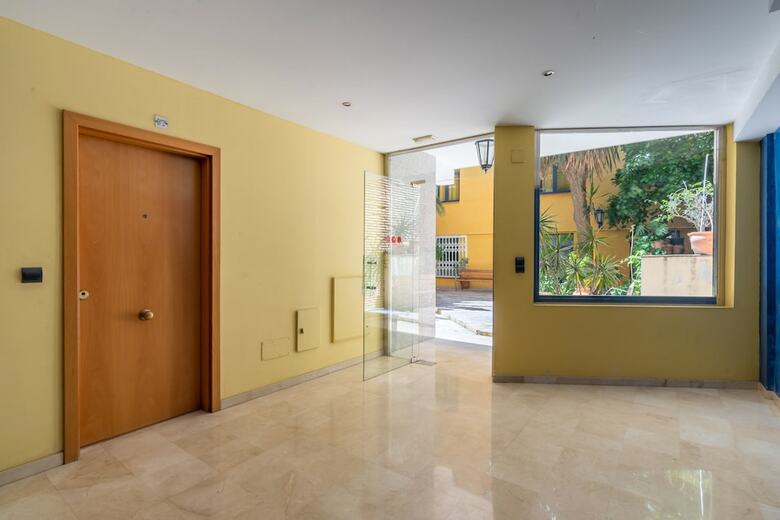 Apartamentos Iloftmalaga Andr�s P�rez