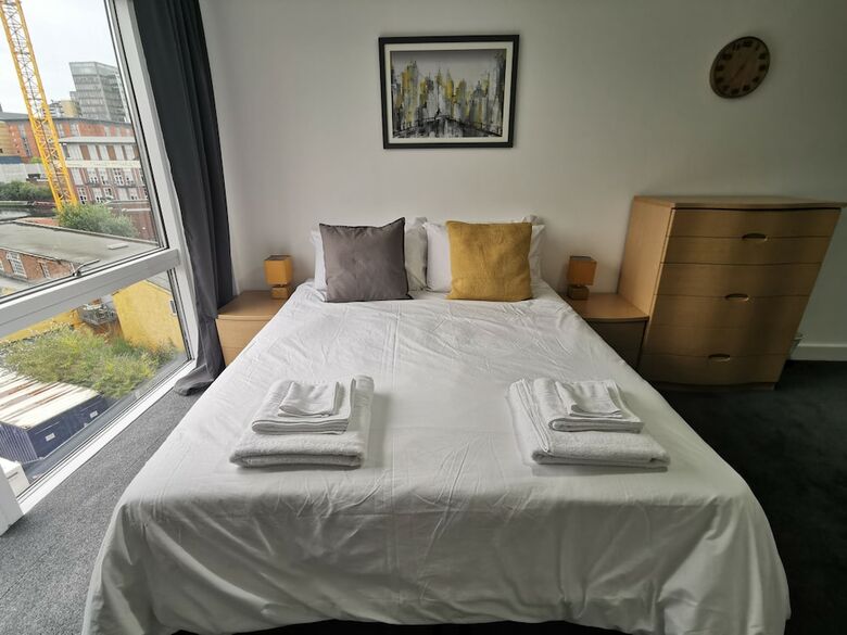 Voyager Apartments Sleeps 6 Parking